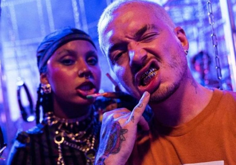 J Balvin da detalles sobre su tema musical junto a Tokischa