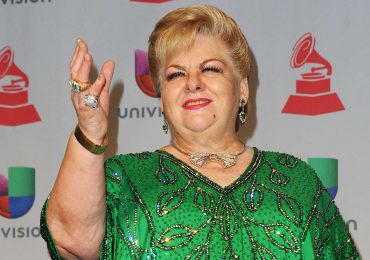 Paquita la del Barrio recibe reconocimiento en los Premios Billboard de la Música Latina