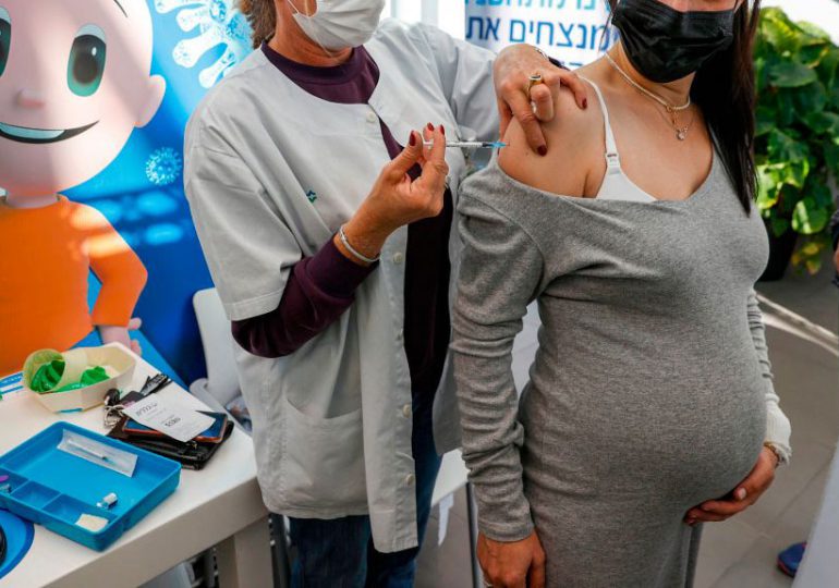 EEUU recomienda la vacuna anticovid para embarazadas