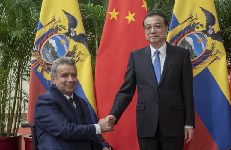 Ecuador plantea a China un acuerdo de libre comercio y reestructurar su deuda