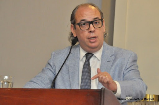 Abogado Jorge Prats explica los peligros de reformar la Constitución
