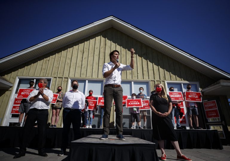 Empiezan a votar en Canadá, con futuro político de Trudeau en juego