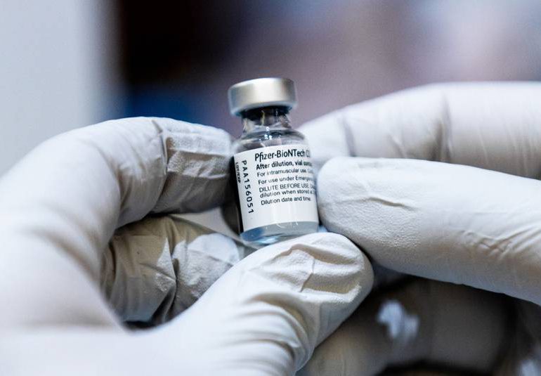 Israel se prepara para aplicar cuarta dosis de vacuna contra el coronavirus