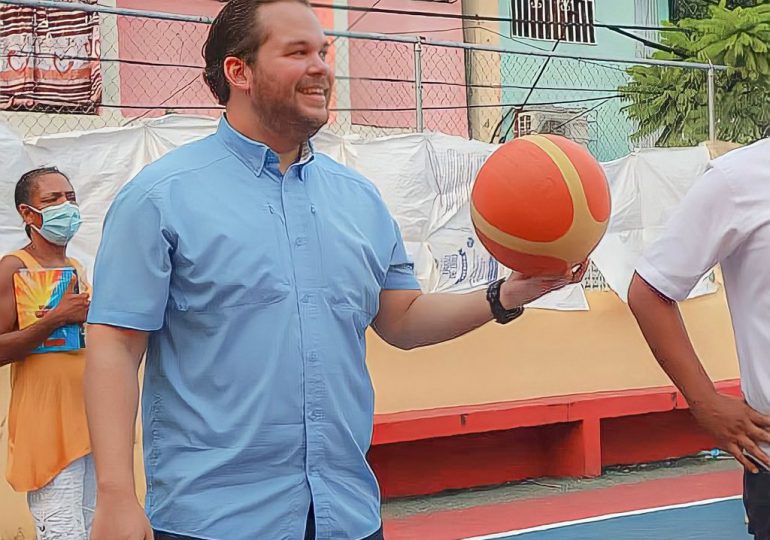 Diputado Jorge Villegas  realiza torneo de baloncesto