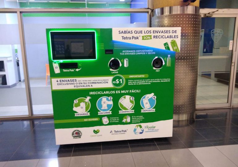 Máquinas receptoras de material reciclable en el Metro SD han recolectado más de 195 mil envases en un año