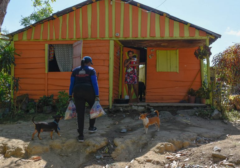 VIDEO | Plan Social entrega alimentos a más de 7 mil familias en zonas fronterizas