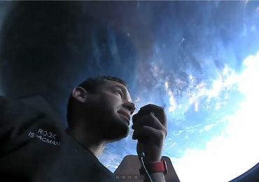Turistas de SpaceX hablaron con Tom Cruise desde el espacio
