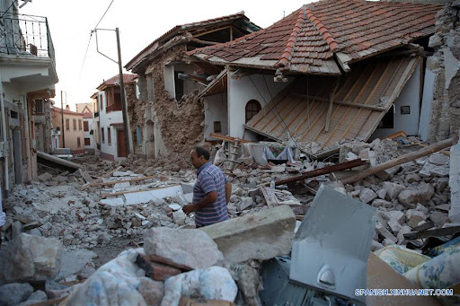Un fuerte sismo causa un muerto y 11 heridos en la isla griega de Creta