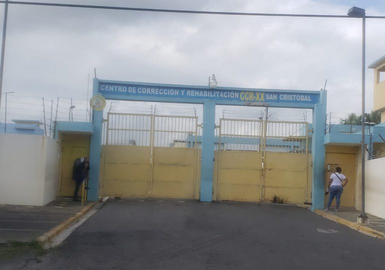 VIDEO | Abogados Jean Alain se quejan, abanicos en cárcel de Najayo no funcionan, calor les arropa
