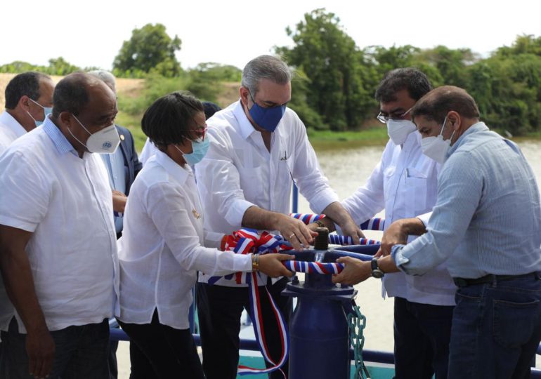 Abinader entrega obras de riego en Montecristi por más de RD$84 millones