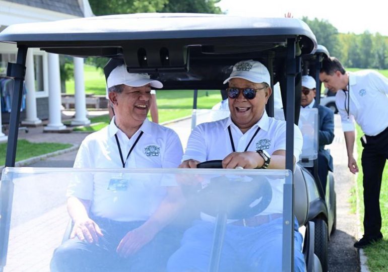 Leonel Fernández participa en tradicional torneo de Golf,  de la Fundación Funglode en EEUU