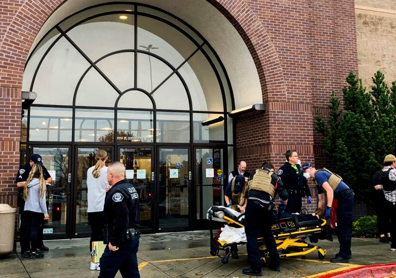Tiroteo en centro comercial de EEUU deja dos muertos y 4 heridos