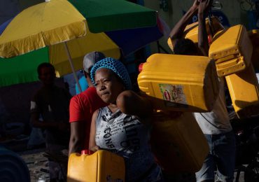 Falta de combustible en Haití pone en peligro acceso atención médica en el país