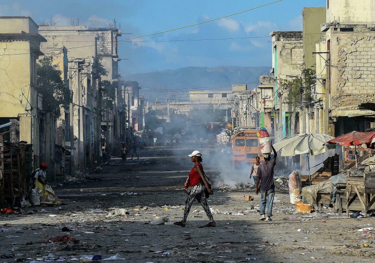 “Haití se ha hundido”, admite Daniel Dorsainvil, exministro de Finanzas