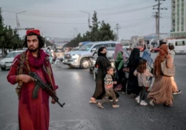 Los talibanes bloquean el éxodo de afganos a través de la frontera con Pakistán