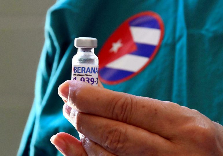 OPS asiste a Cuba en aprobación de sus vacunas anticovid
