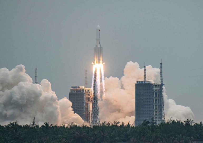 China lanzará el sábado su misión espacial tripulada más larga