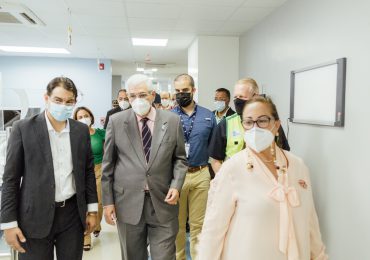 MIVHED entrega nuevas áreas del Hospital José María Cabral y Báez en Santiago