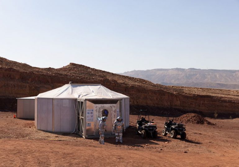 Astronautas simulan "la vida en Marte" en un desierto de Israel