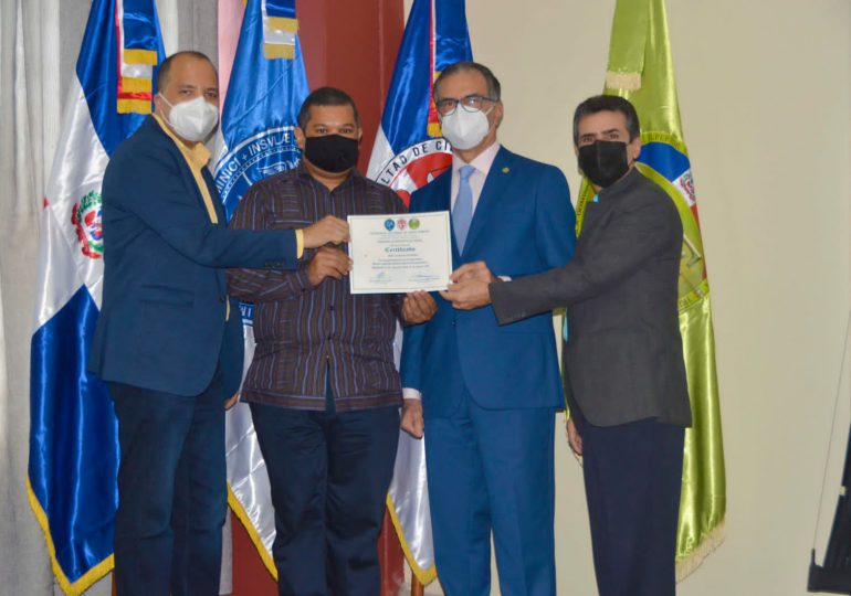 TSE y UASD entregan certificados diplomado “Marco Legal del Sistema Electoral Dominicano”