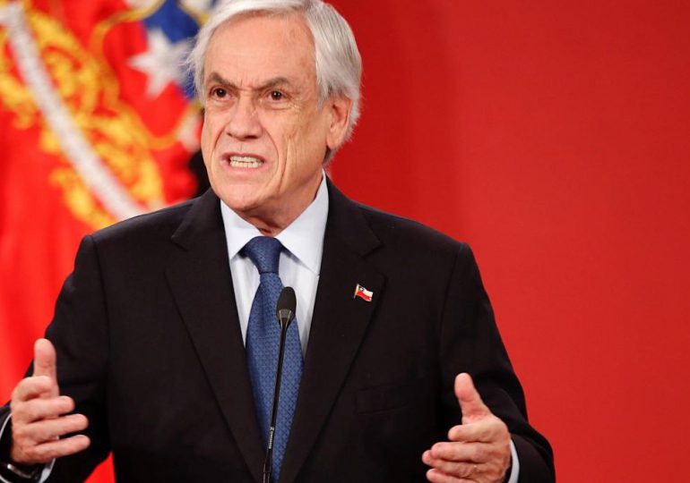 Oposición chilena presenta acusación para destituir al presidente Piñera por los Papeles de Pandora