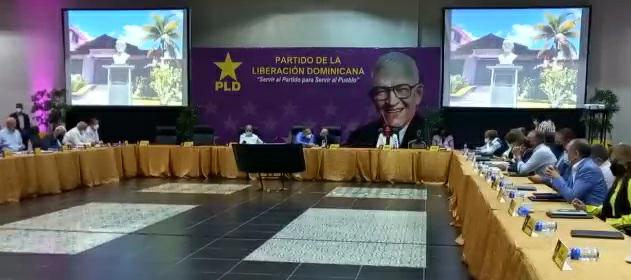 Comité Político del PLD recibe informe del diálogo nacional en el CES