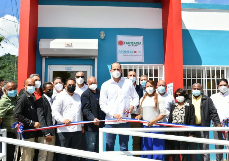 Inauguran Farmacia del Pueblo 590 en Bonao