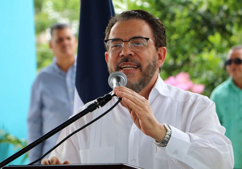 Guillermo Moreno dice Abinader hizo lo correcto al retirar la reforma fiscal