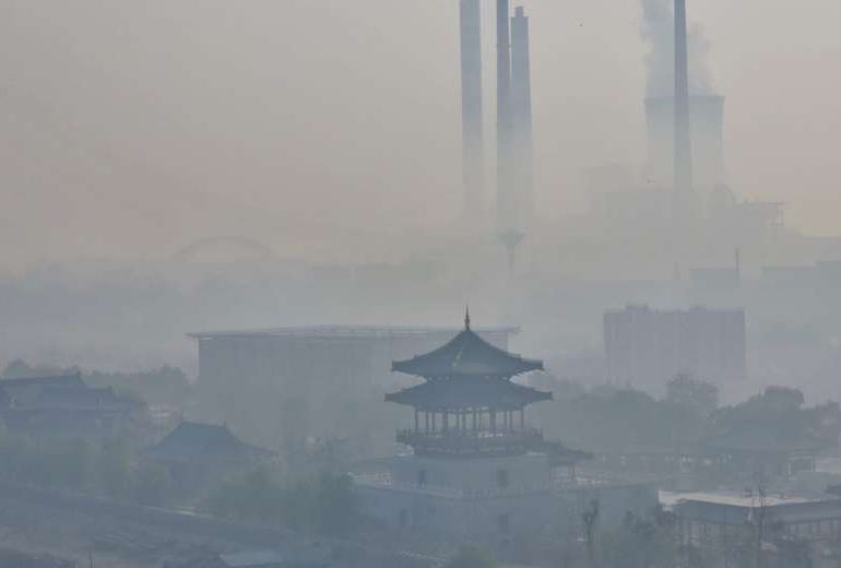 China entrega oficialmente nuevos compromisos con el clima antes de la COP26