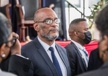 Exenviado de EEUU a Haití cuestiona credibilidad del primer ministro haitiano