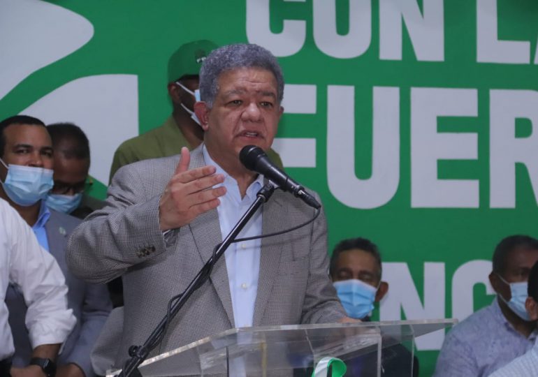 VIDEO | Leonel Fernández: "Estamos vigilantes con la actual gestión de gobierno, e' pa' fuera que van"