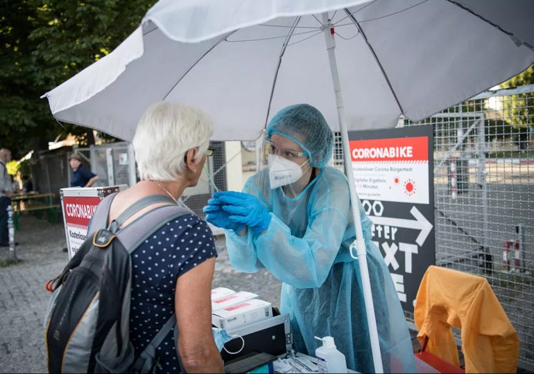 Alemania se ve afectada por una "pandemia de los no vacunados"