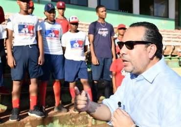 Alberto Rodríguez resalta importancia del deporte para la juventud dominicana
