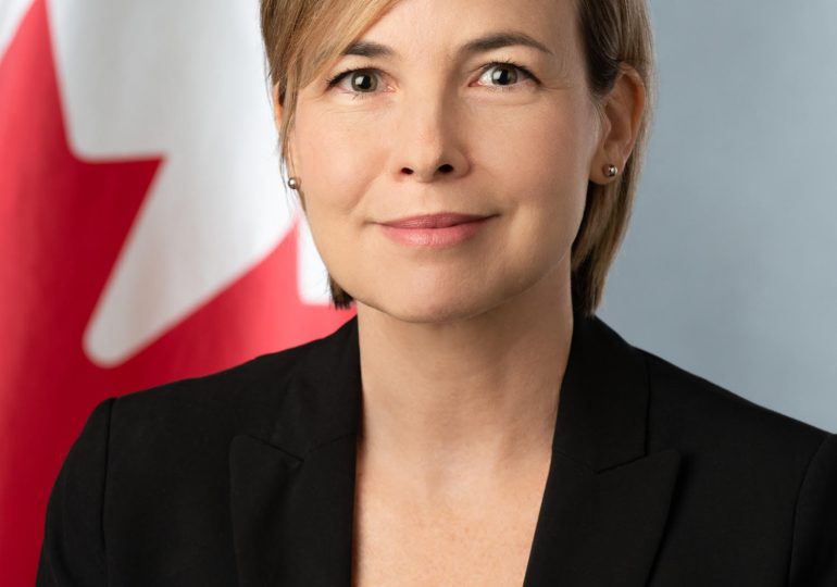 Embajadora de Canadá abordará posicionamiento femenino económico post COVID en aniversario de la ONG BRA