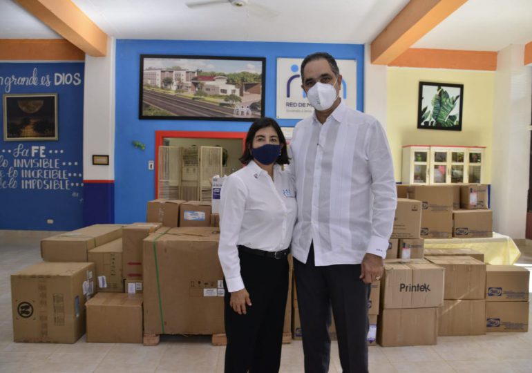 Senasa dona medicamentos y materiales odontológicos a Fundación Red de Misericordia