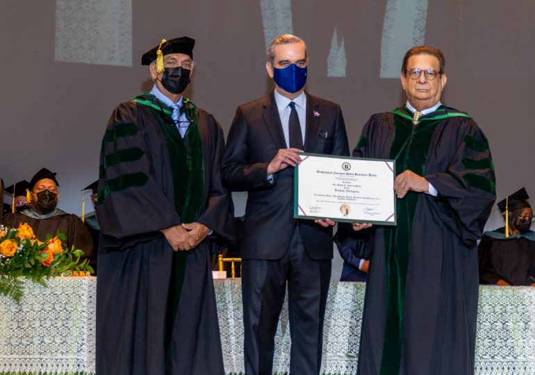 UNPHU recibe como orador invitado al Presidente Abinader para graduación de 762 profesionales