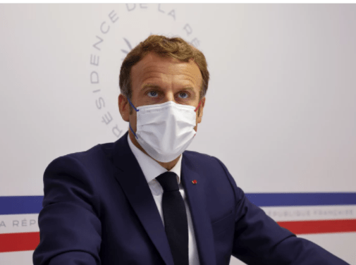 Francia retrasa vacunación obligatoria de médicos en sus islas del Caribe