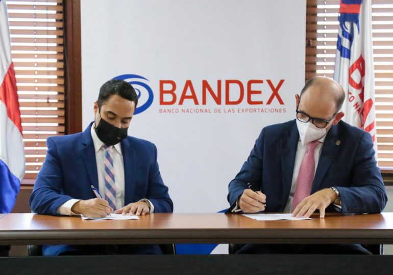LAFISE y BANDEX firman acuerdo para apoyar a exportadores
