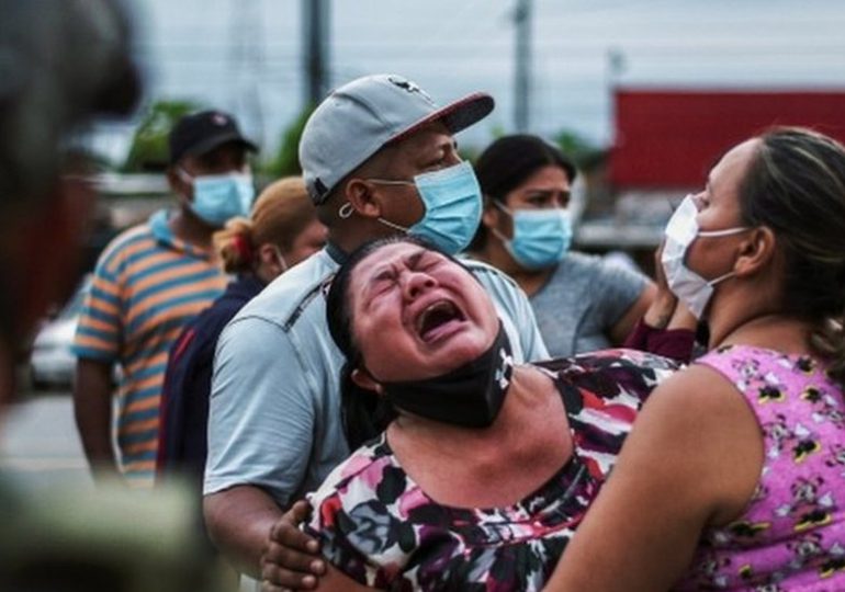 Presos se enfrentan en cárcel de Ecuador donde se produjo masacre