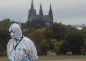 República Checa declara estado de emergencia por covid-19 y cierra mercados navideños