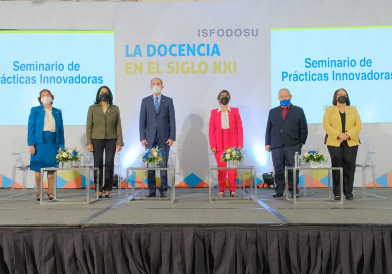 ISFODOSU realiza seminario con universidades que imparten Educación