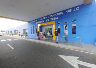 Hospital Moscoso Puello promueve la salud masculina este 19 de noviembre, Día Internacional del Hombre