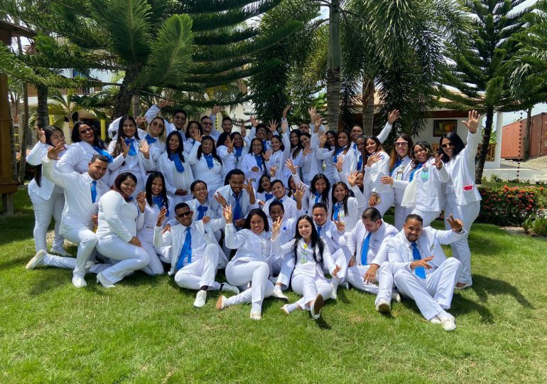 Estudiantes de medicina de la UASD SFM ya podrán graduarse tras reclamar notas de tesis