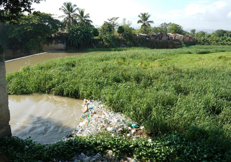 VIDEO | INDRHI dará mantenimiento a obra de toma del canal Camú, en La Vega