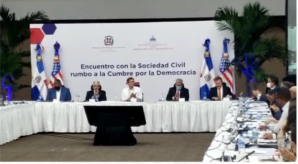 VIDEO | EEUU entrega un millón de dólares al gobierno dominicano para trabajar en lucha contra la corrupción