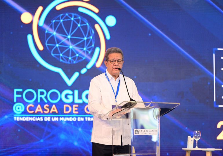 2022: Entre la incertidumbre y la recuperación, declara Leonel Fernández en foro global