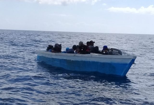 Repatriados 24 dominicanos que trataron de llegar ilegalmente a Puerto Rico