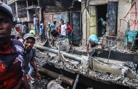En Haití, miseria y pandillas detrás de la explosión trágica de un camión cisterna