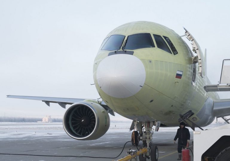 VIDEO| Avión de pasajeros más avanzado de fabricación rusa, realiza con éxito su primer vuelo