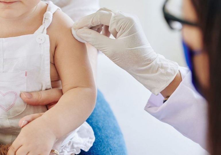 España aprueba la vacunación de niños de 5 a 11 años